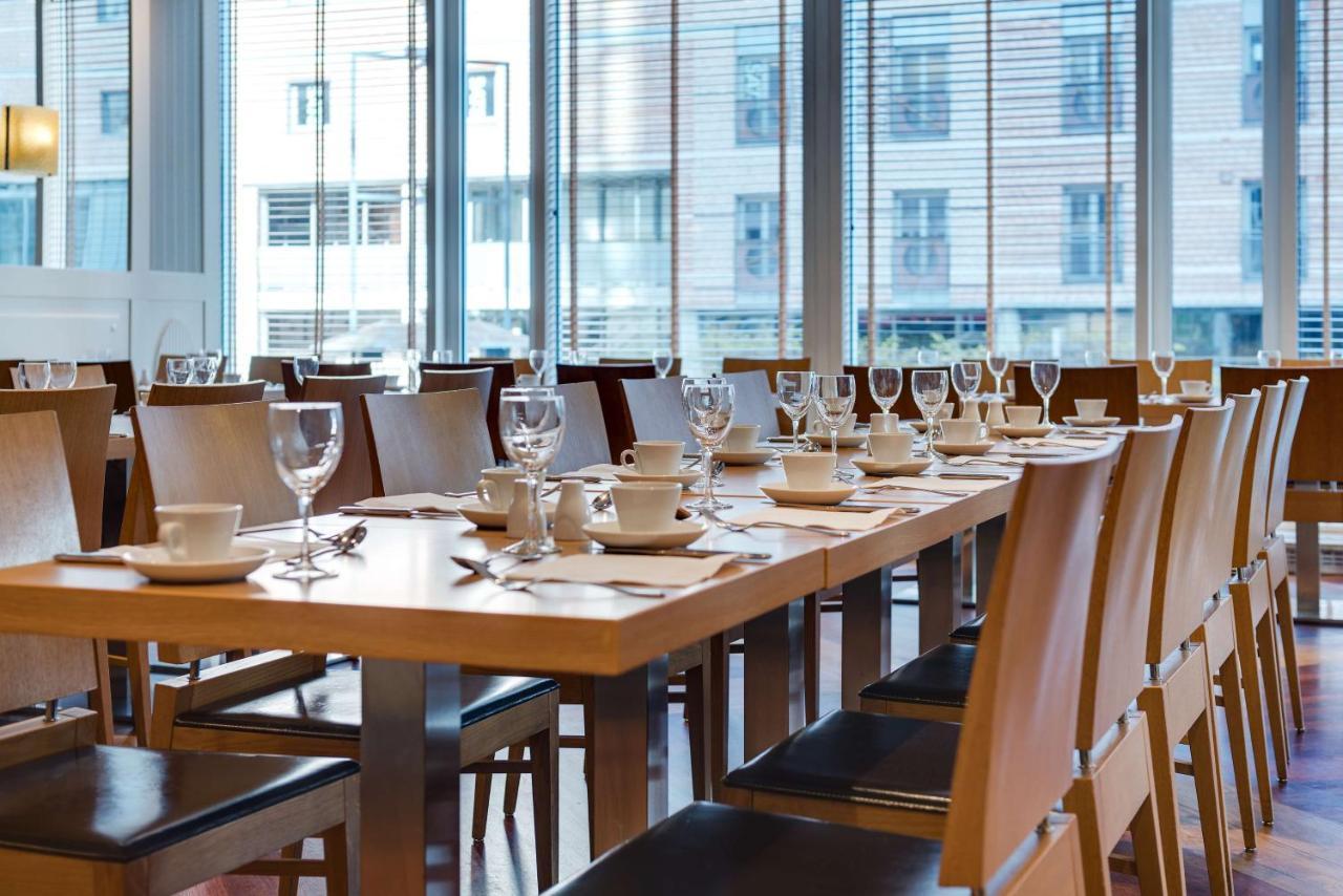 Radisson Blu Plaza Hotel, Oslo Esterno foto The restaurant