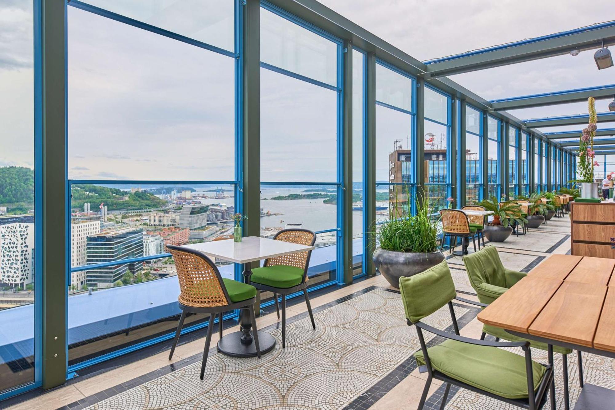 Radisson Blu Plaza Hotel, Oslo Esterno foto Rooftop terrace