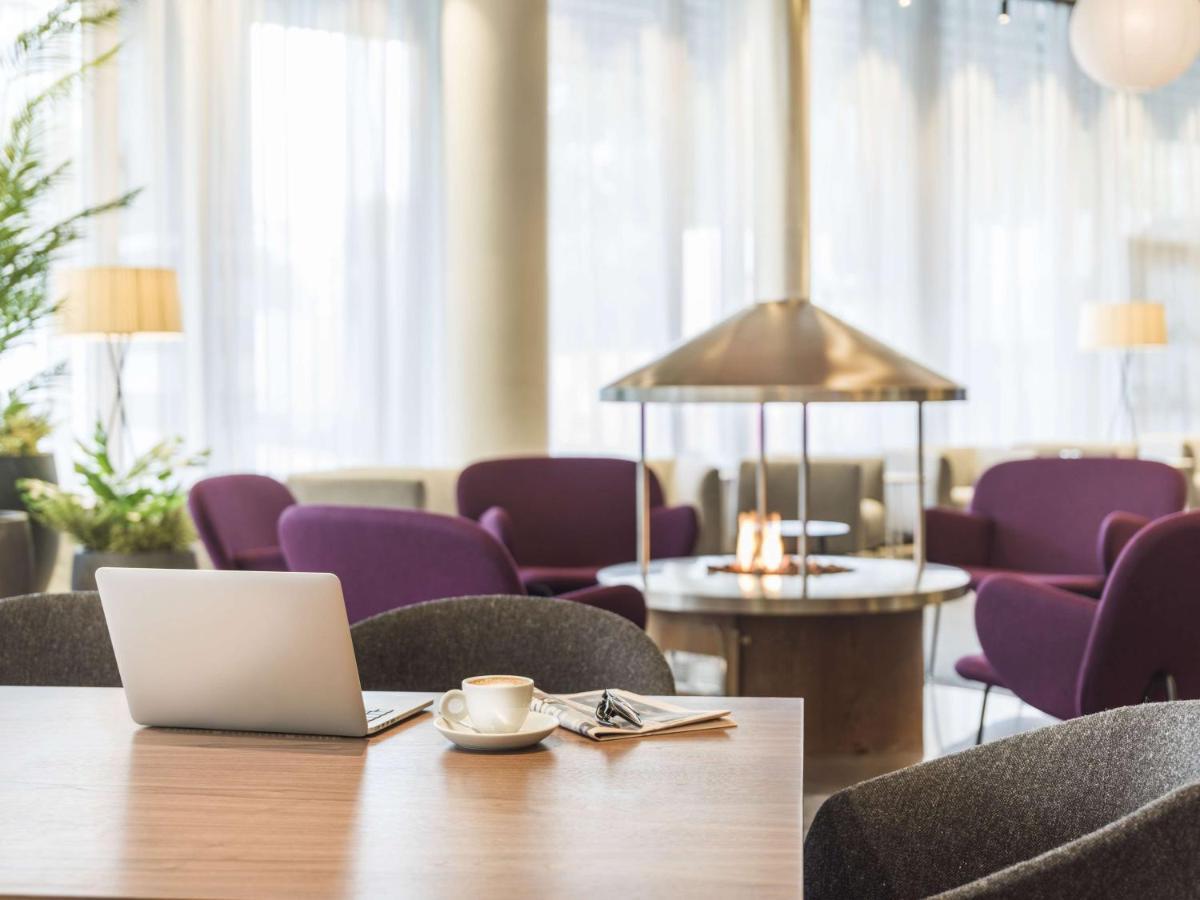 Radisson Blu Plaza Hotel, Oslo Esterno foto "The hotel is a place for work"